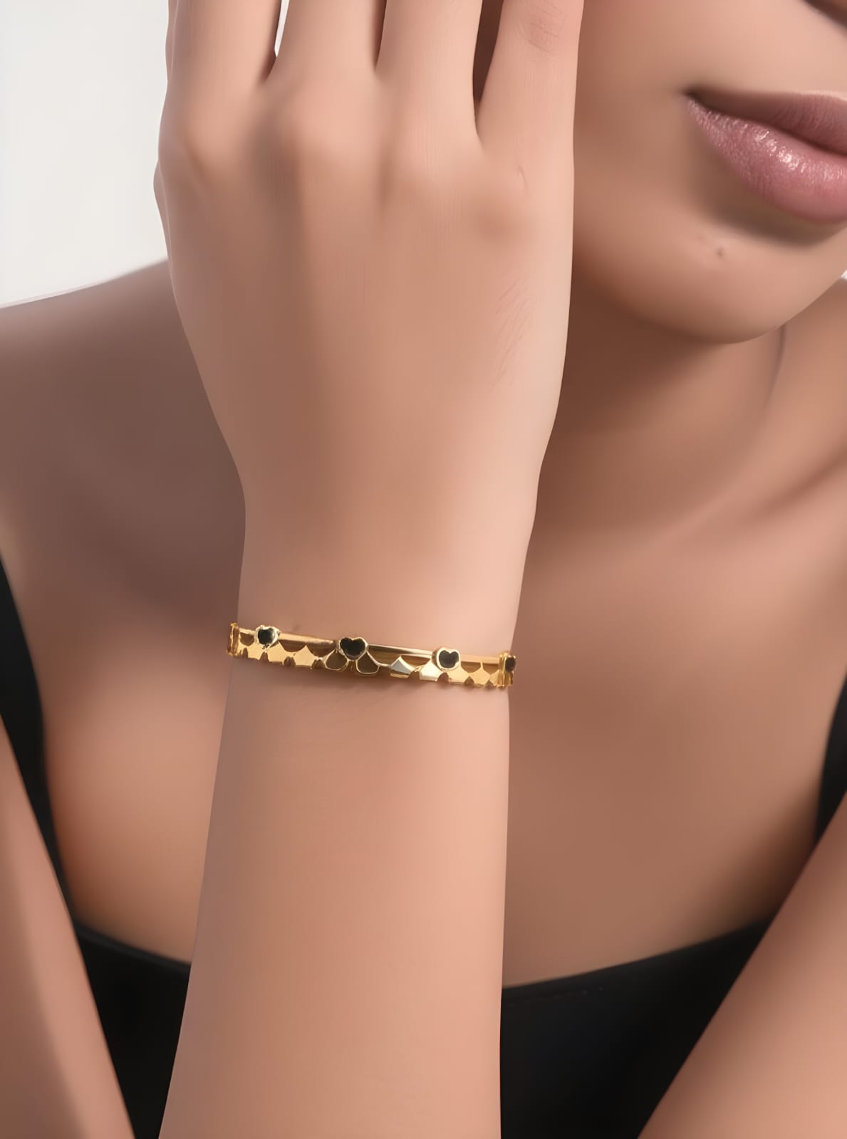 Anti tarnish bracelet